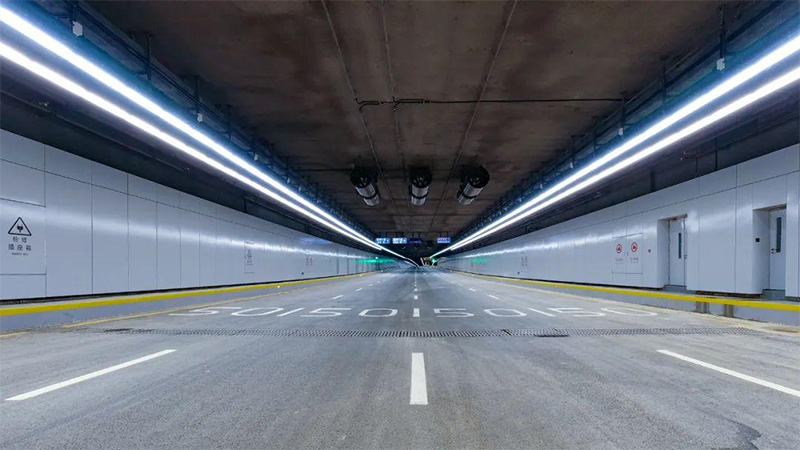 精準照明,守護安全,隧道照明,專用燈,助力隧道暢行無憂