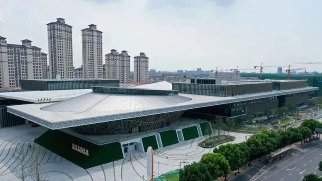 文商旅新方案,三思,8K創意,顯示屏,點亮昆山大西門