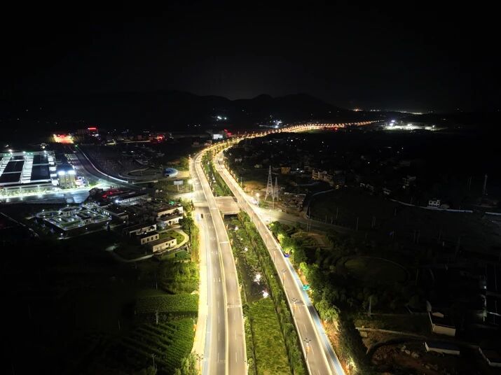 光韻魯甸,三思,能源,費用,托管模式,點亮,云南最美縣城